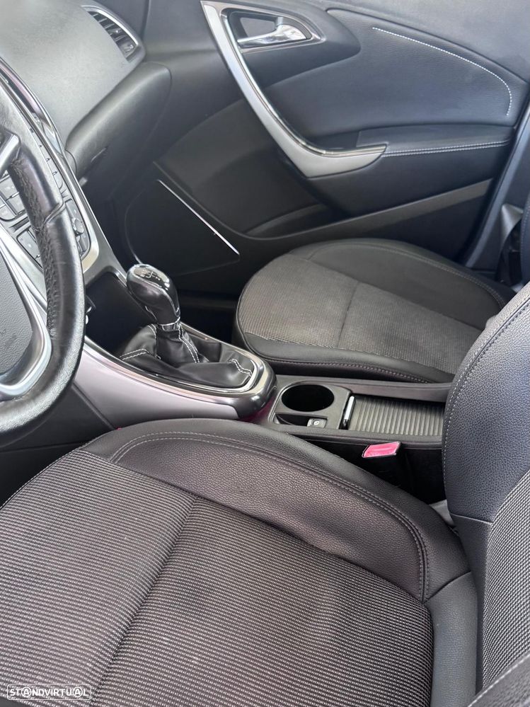 Opel Astra 1.7 CDTI Cosmo - 34