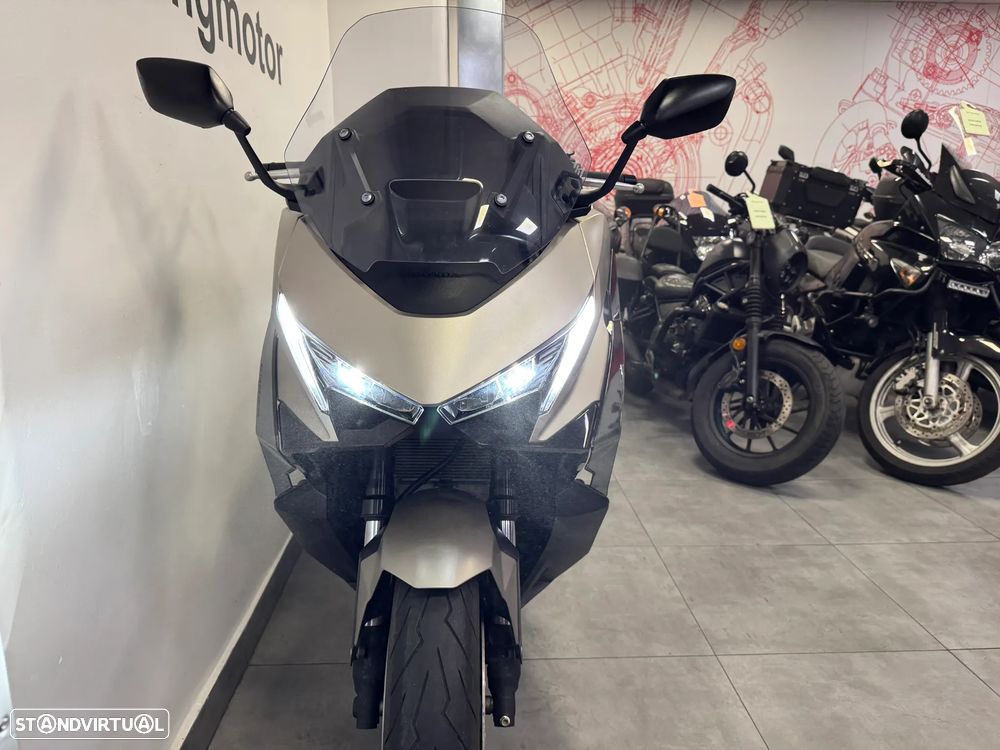 Honda Forza 750 - 4