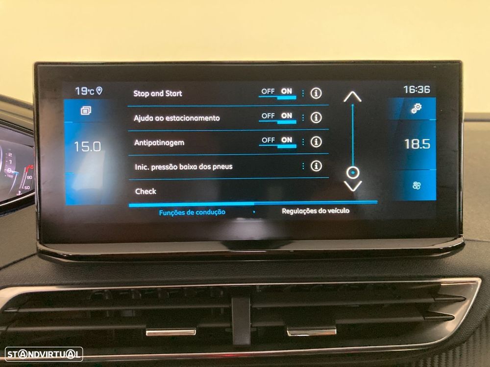 Peugeot 3008 1.5 BlueHDi Active Pack - 32