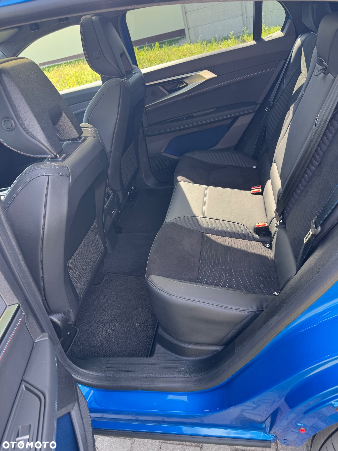 Renault Rafale 1.2 E-Tech Full Hybrid 200 esprit Alpine MMT - 12