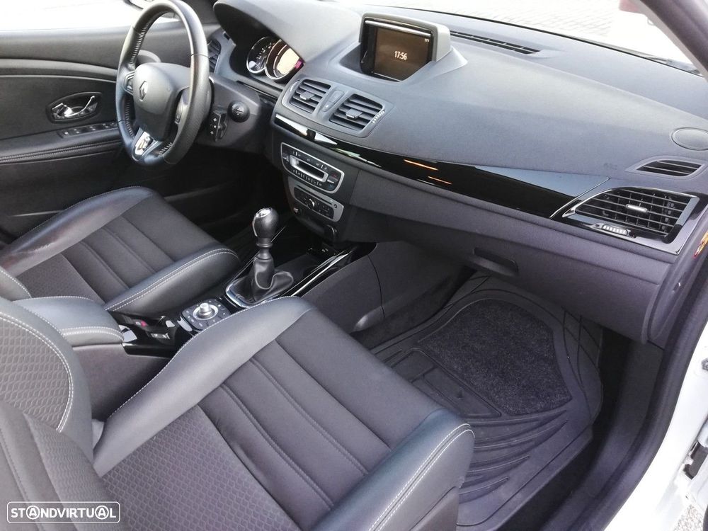 Renault Mégane 1.5 dCi Bose Edition SS - 13