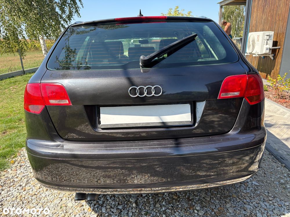 Audi A3 Sportback 2.0 TDI Ambiente - 4