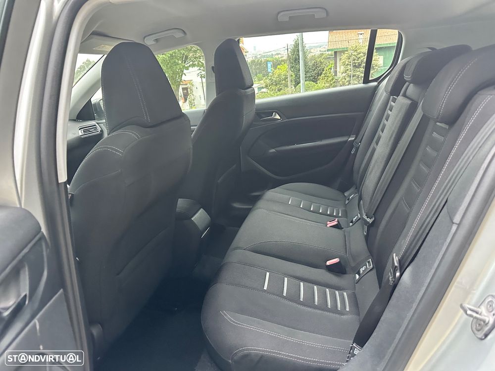 Peugeot 308 e-HDi FAP 115 Stop&Start Allure - 26