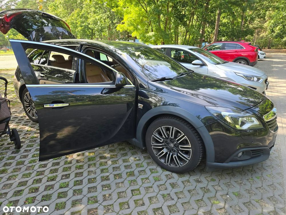 Opel Insignia - 1