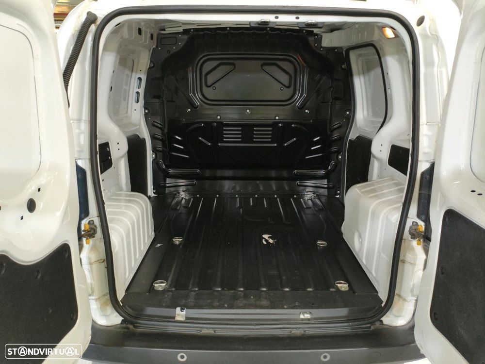 Fiat FIORINO 1.3 M-jet Adventure - 8