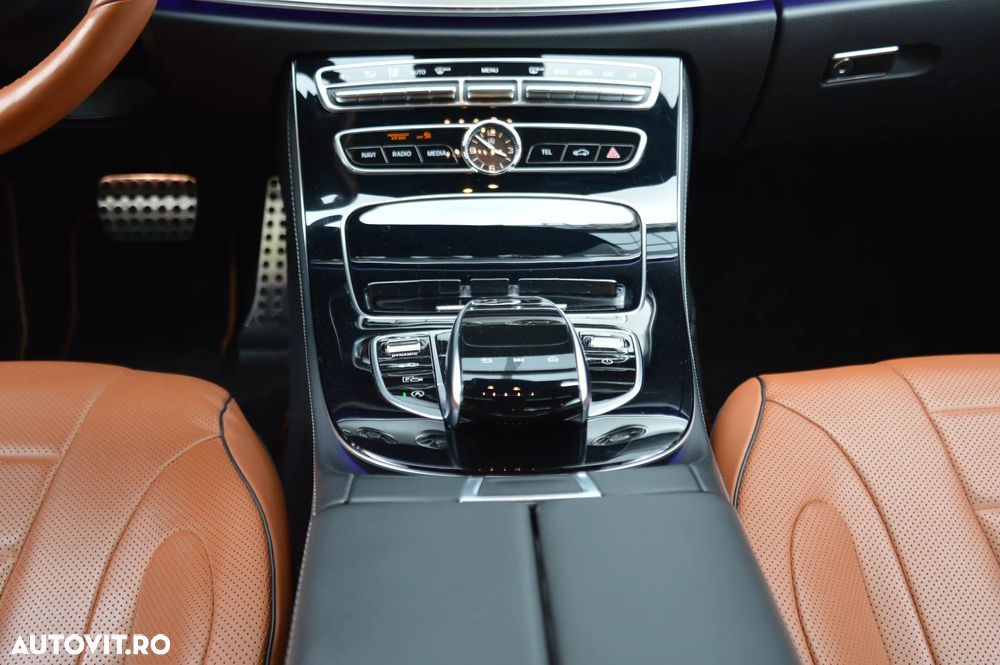 Mercedes-Benz CLS 450 4MATIC 9G-TRONIC AMG Line - 21