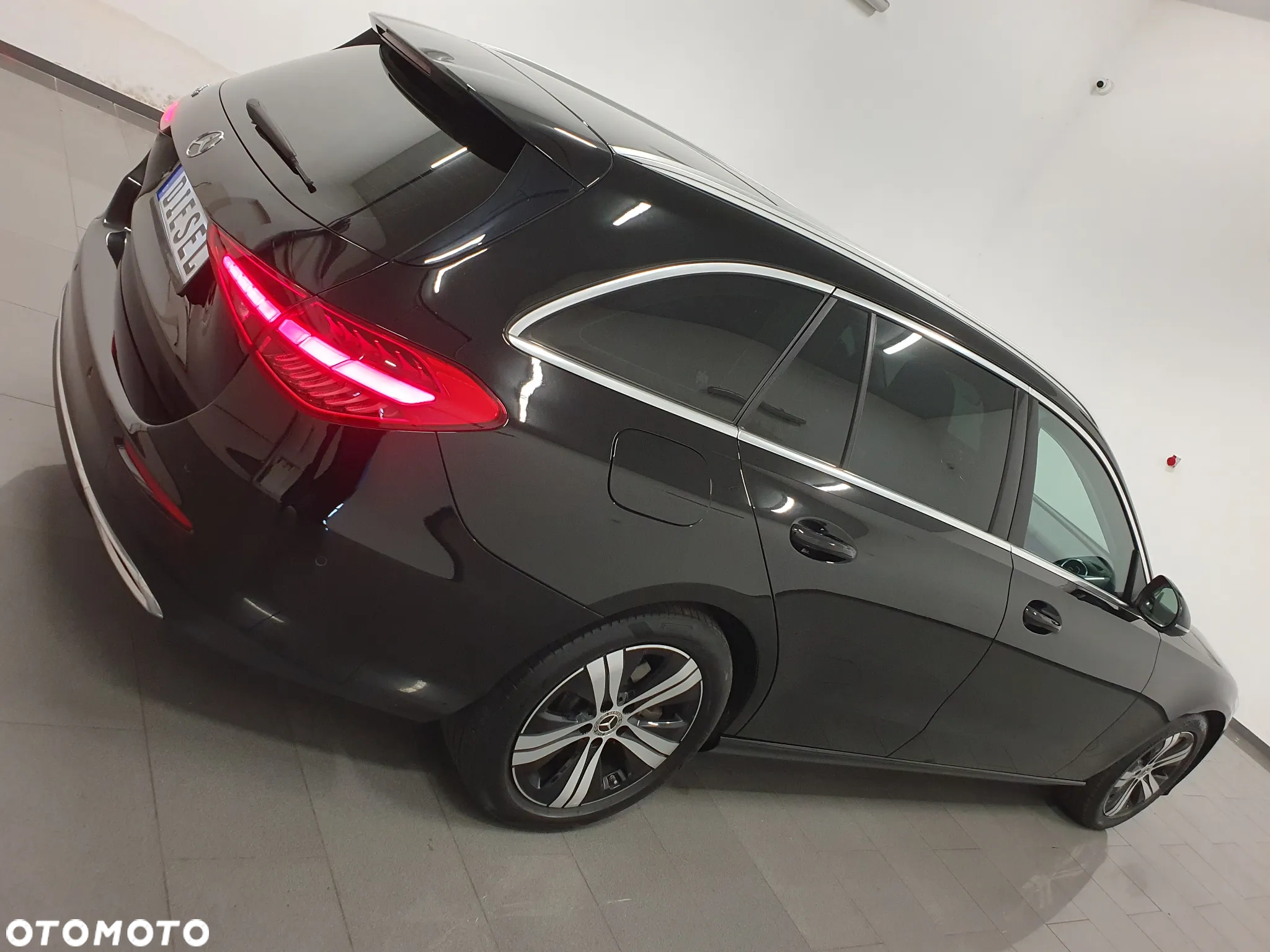 Mercedes-Benz Klasa C 220 d T 9G-TRONIC - 33