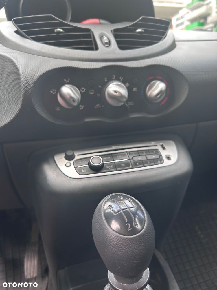 Renault Twingo 1.2i 16V Expression - 12