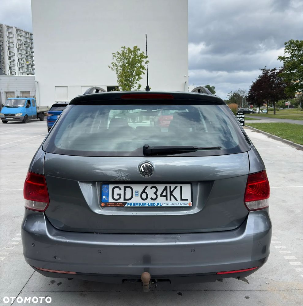 Volkswagen Golf 2.0 TDI Comfortline DSG - 7