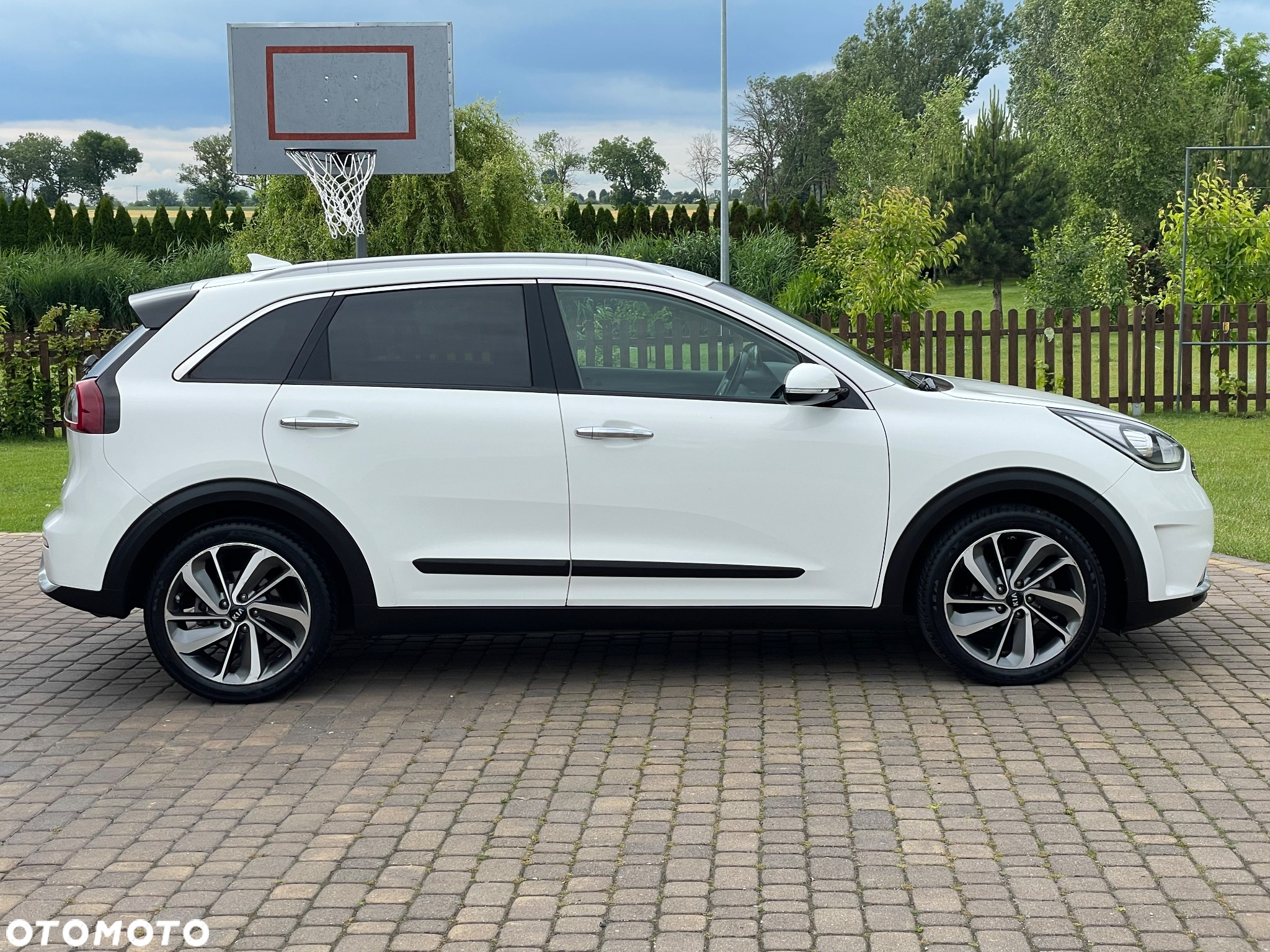 Kia Niro - 11