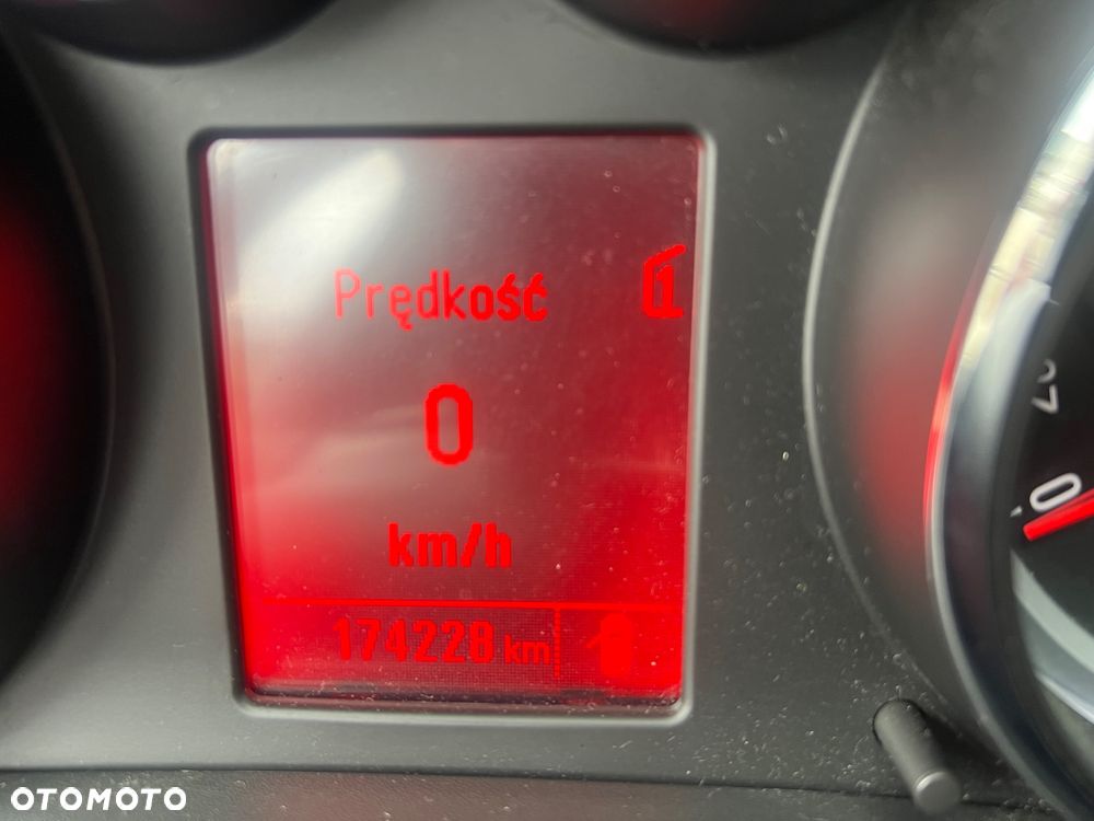 Opel Astra 1.4 T Enjoy S&S - 15