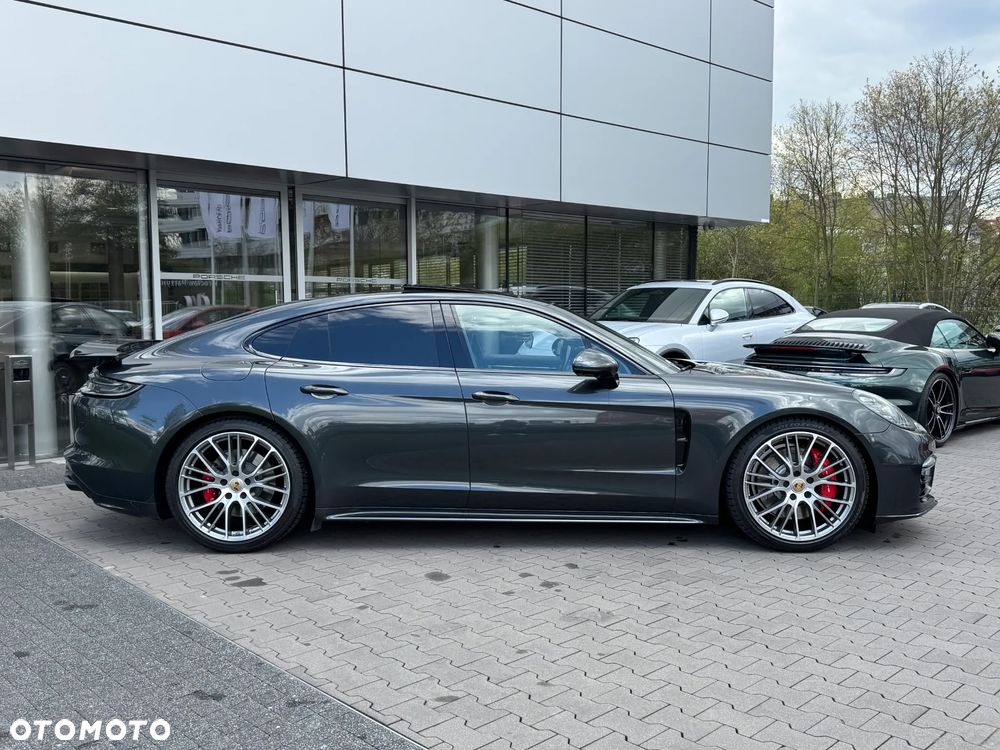 Porsche Panamera GTS - 2