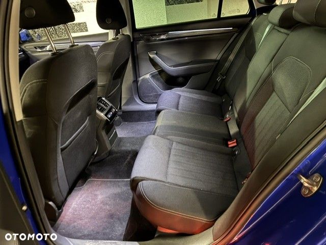 Skoda Superb 2.0 TDI SCR Ambition DSG - 31