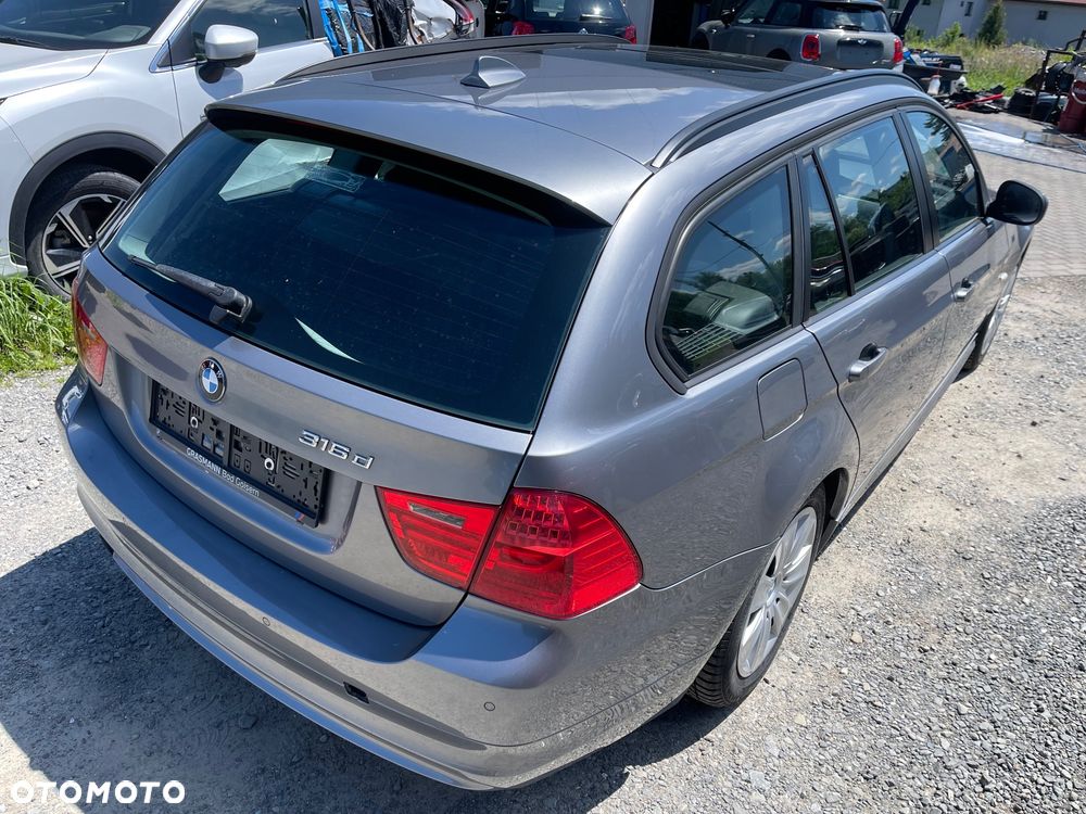 BMW Seria 3 316d - 5
