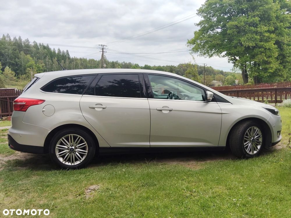 Ford Focus 1.5 TDCi SYNC Edition - 6
