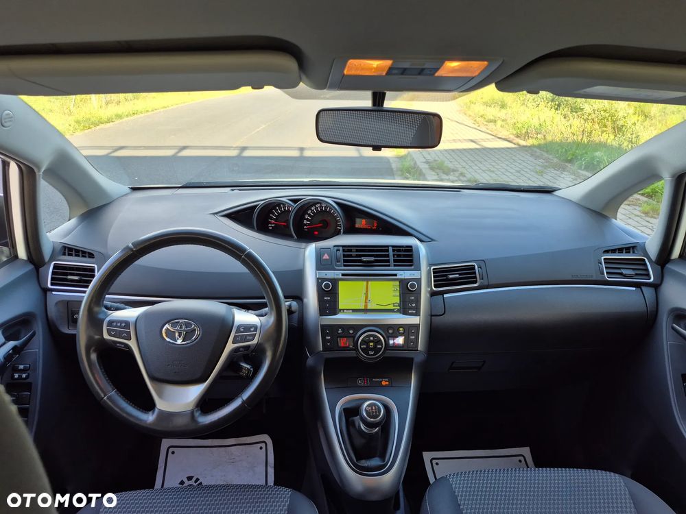 Toyota Verso - 5
