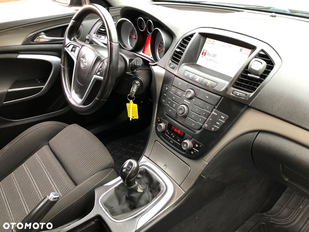 Opel Insignia 2.0 CDTI - 16