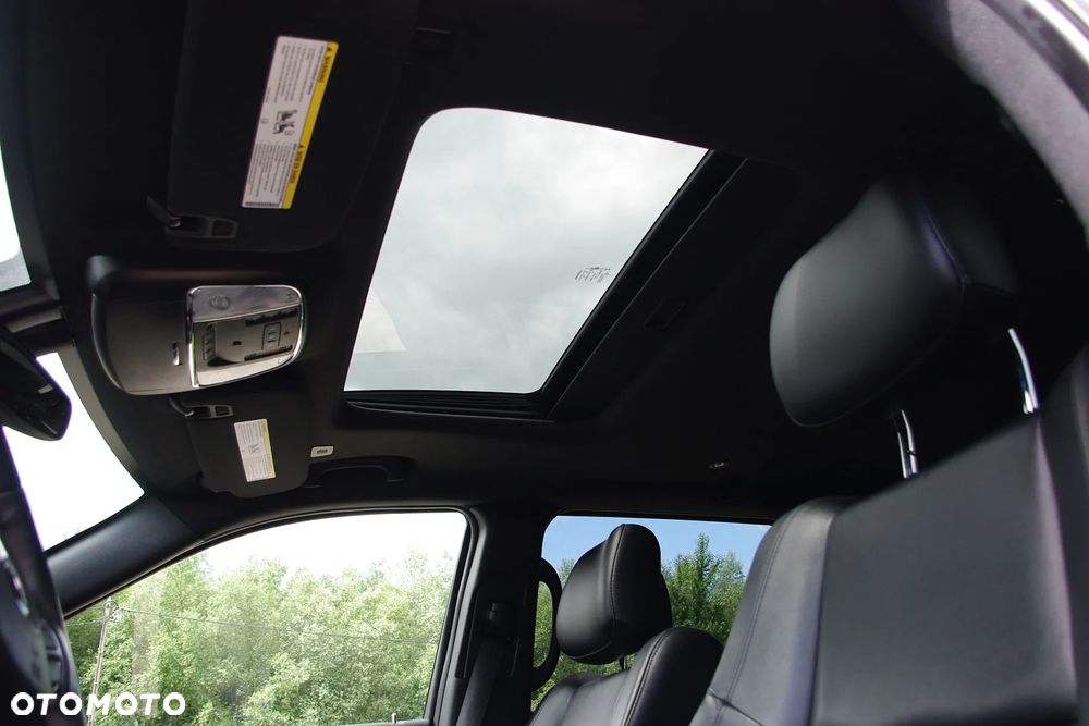 Jeep Grand Cherokee - 9
