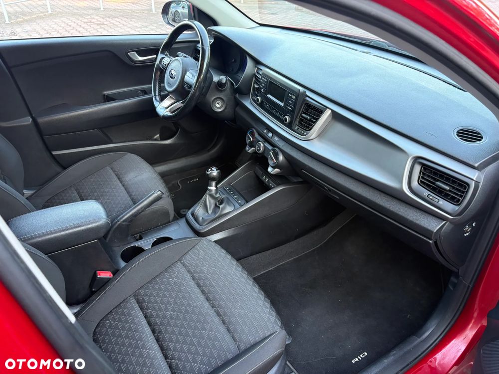 Kia Rio - 13