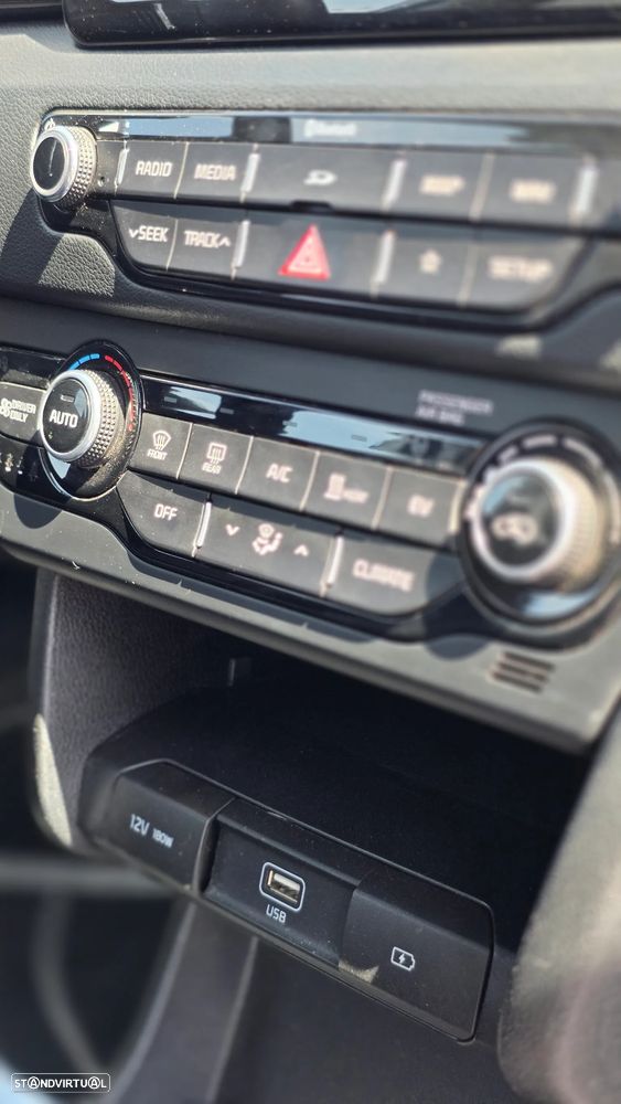 Kia e-Niro - 26