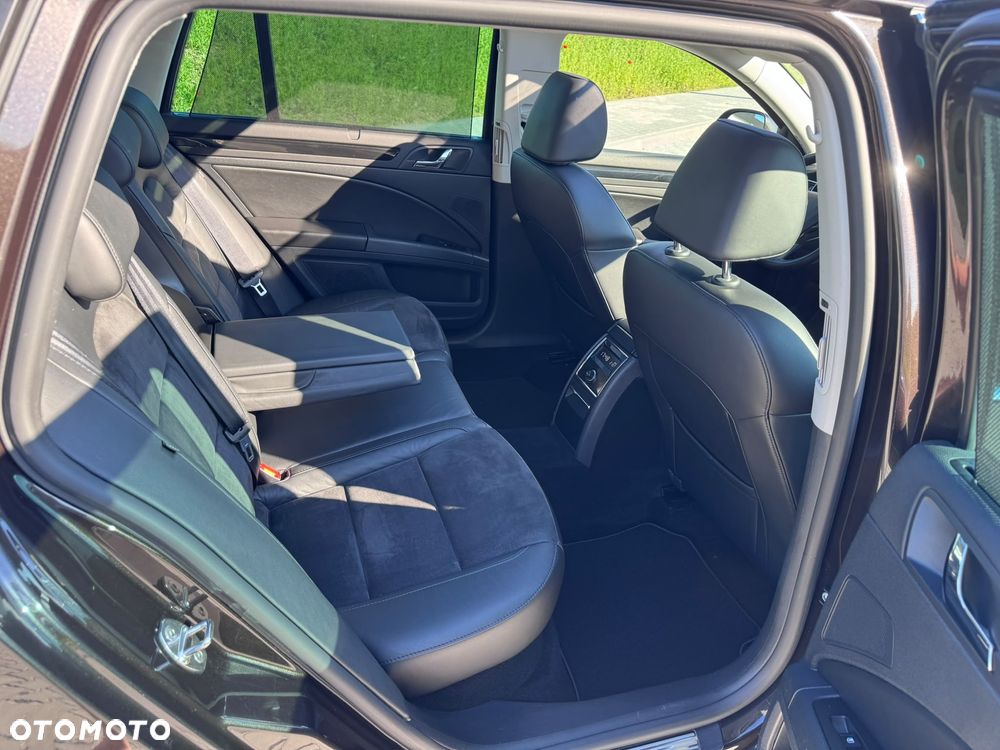 Skoda Superb 2.0 TDI 4x4 Platinum DSG - 30