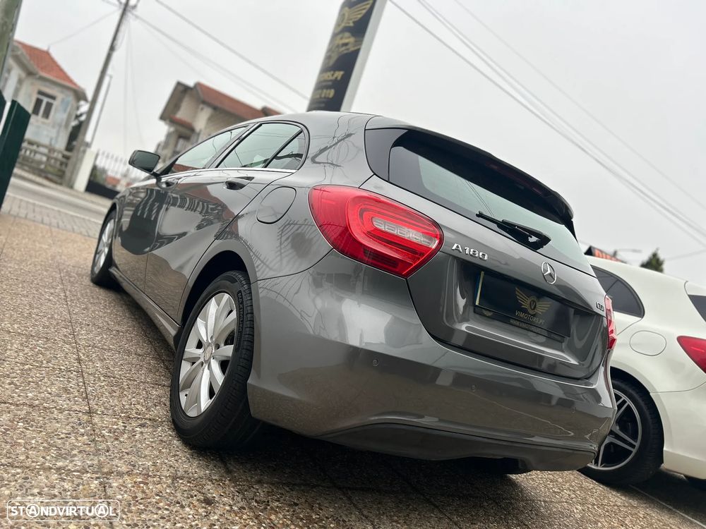 Mercedes-Benz A 180 CDI (BlueEFFICIENCY) Urban - 11