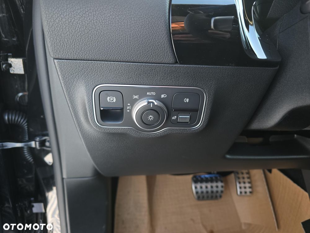 Mercedes-Benz GLA 200 mHEV AMG Line 7G-DCT - 12