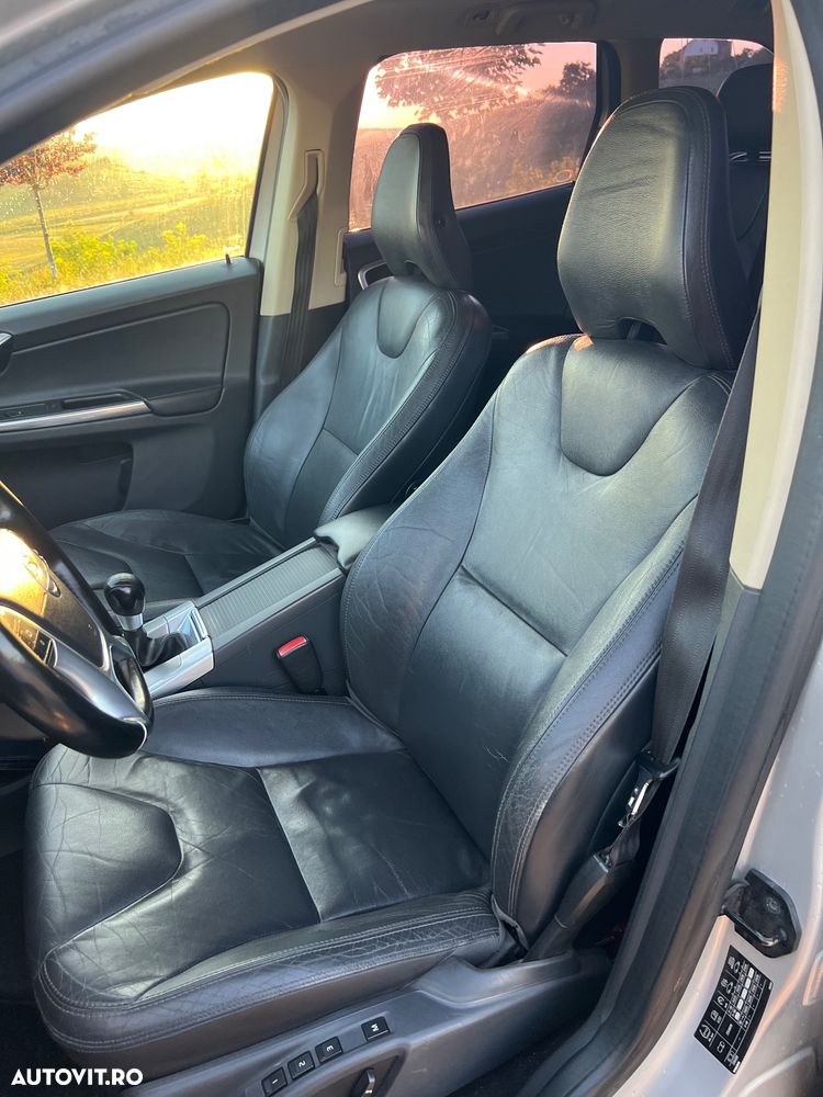 Volvo XC 60 D4 AWD Start-Stop Momentum - 18
