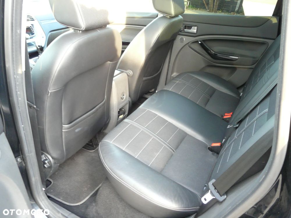Ford Kuga 2.0 TDCi Titanium - 5