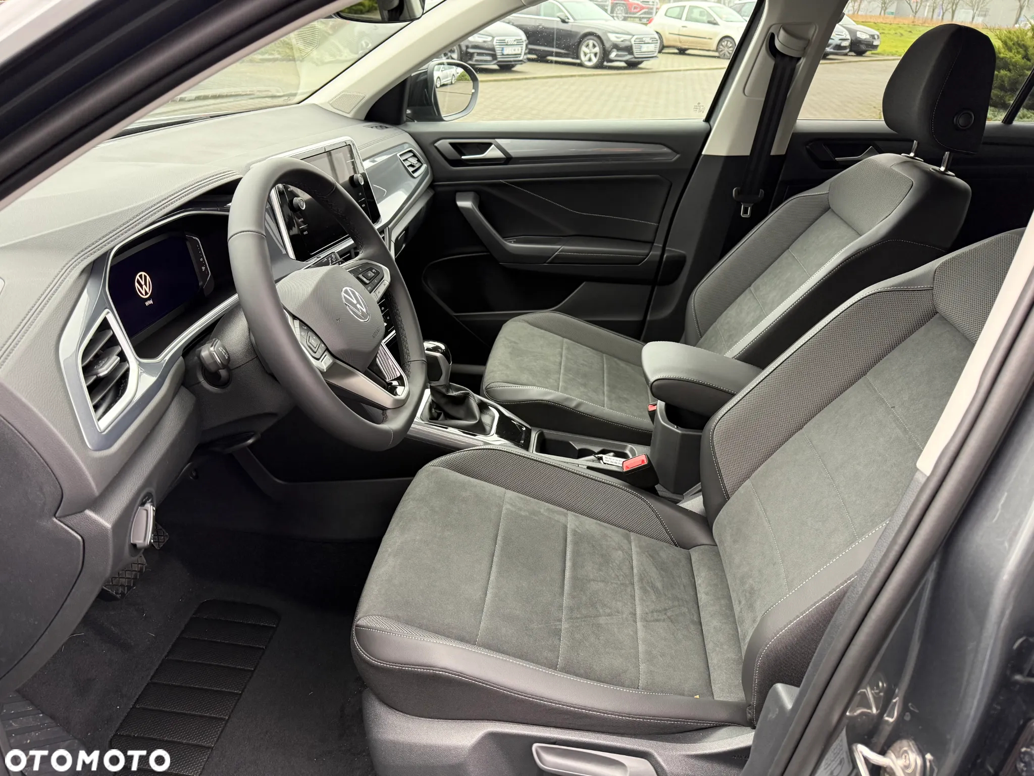 Volkswagen T-Roc 1.5 TSI Style DSG - 10
