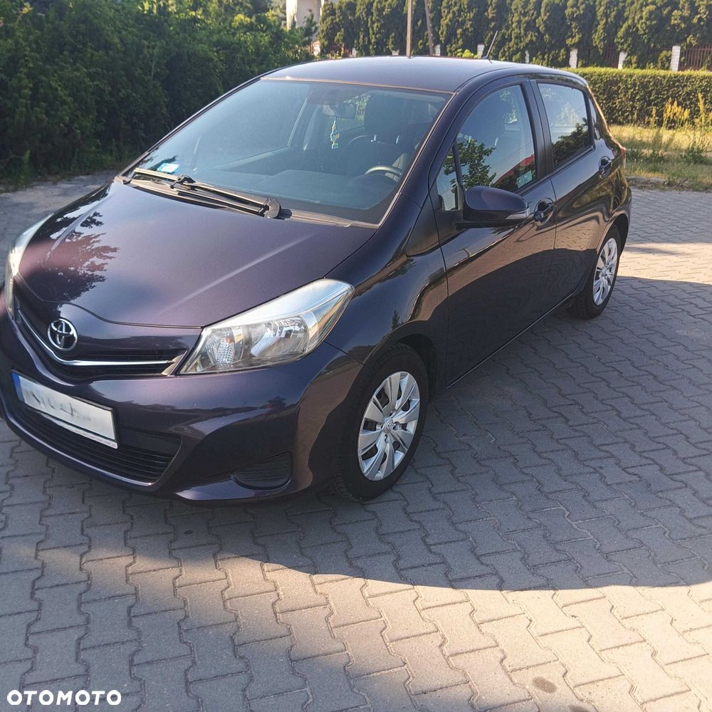 Toyota Yaris - 4