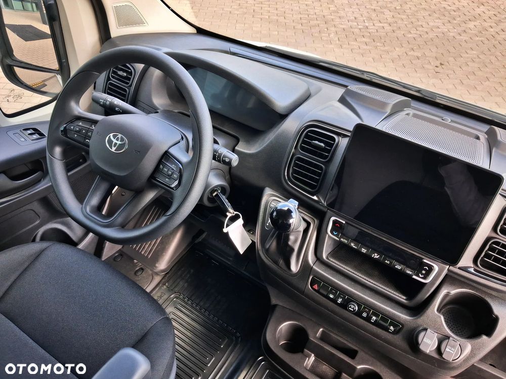 Toyota PROACE MAX L4H2 - 11
