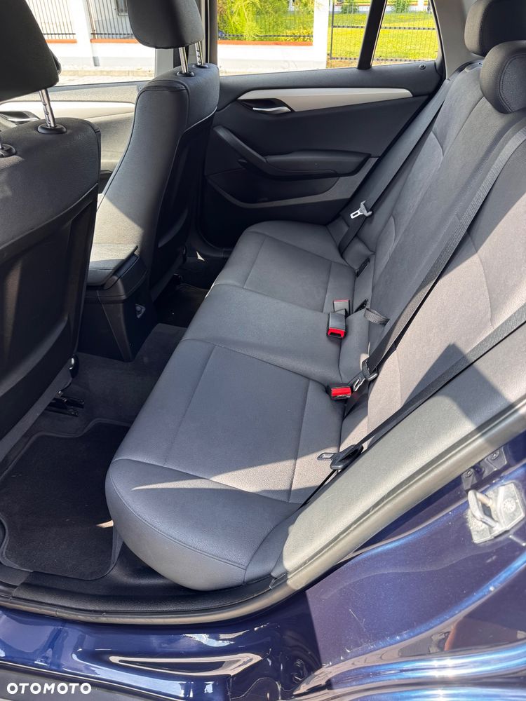 BMW X1 xDrive20d - 10