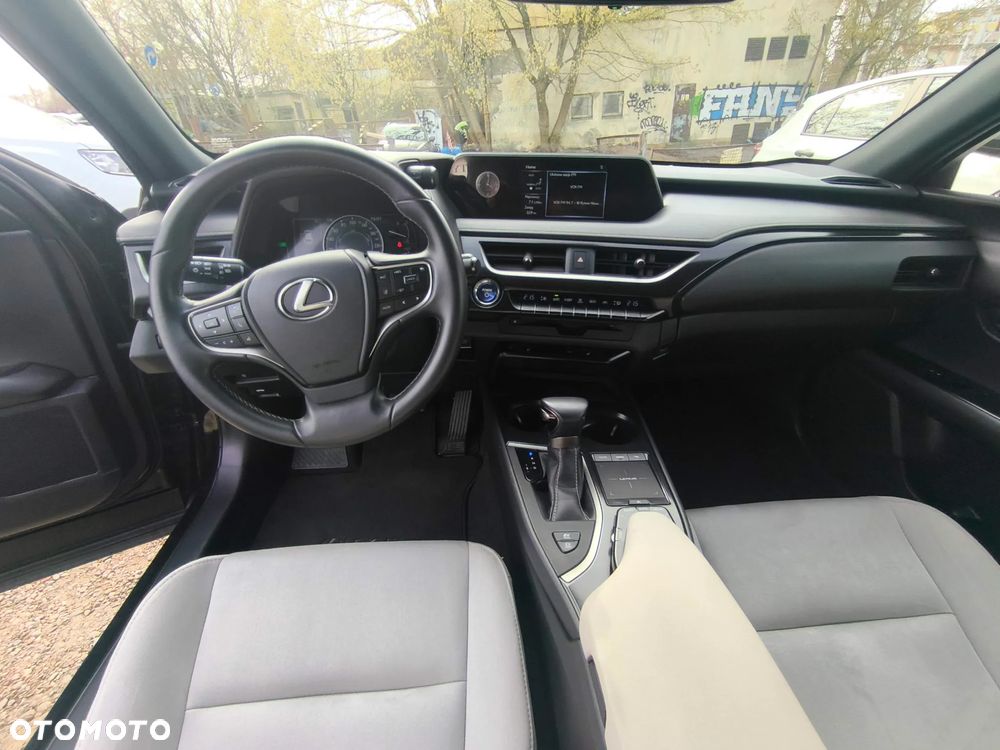 Lexus UX 250h Elegance 2WD - 15