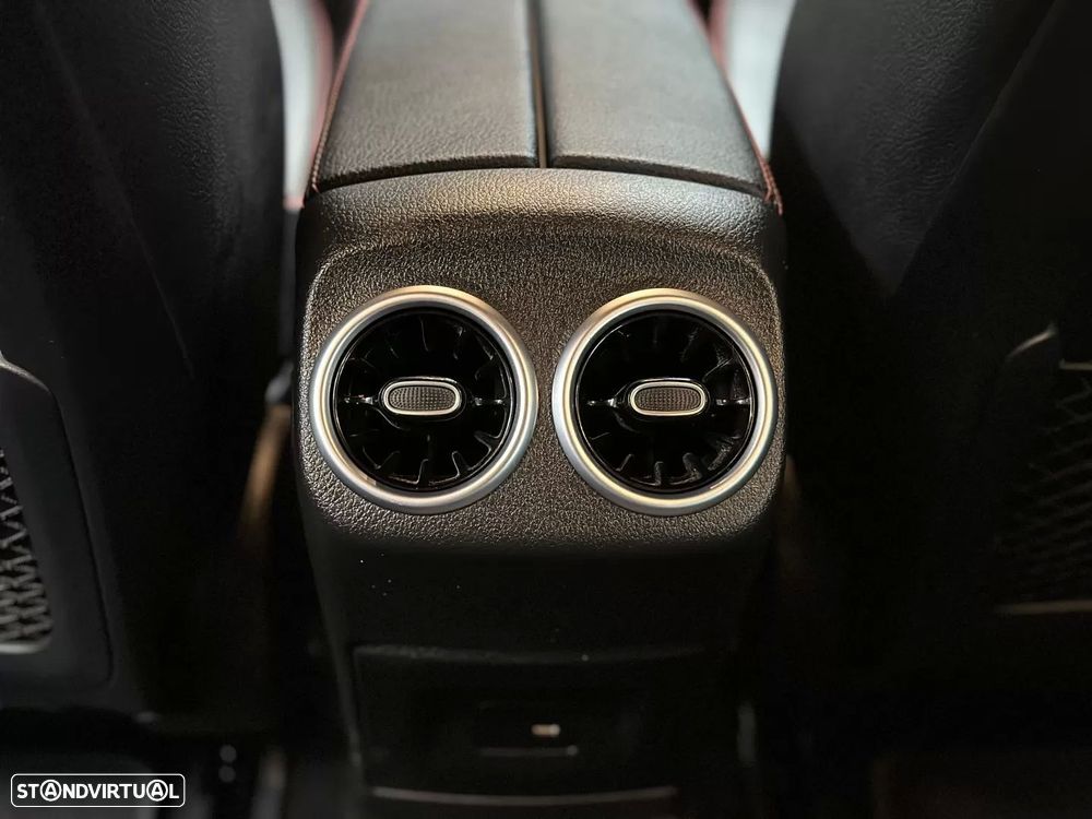 Mercedes-Benz CLA 250 e AMG Line - 32