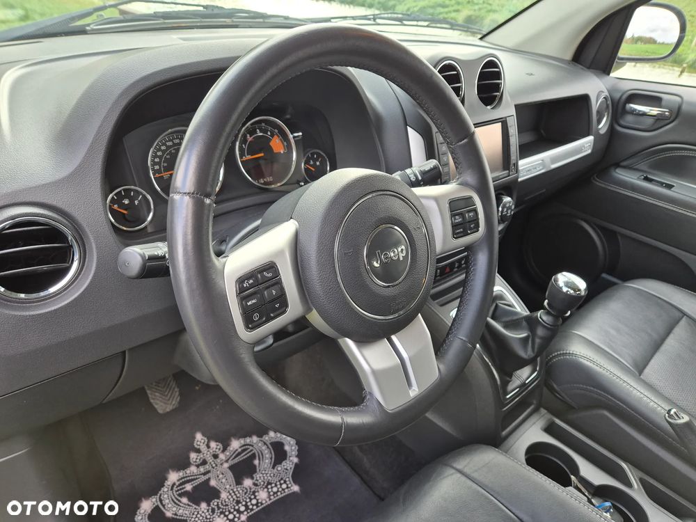 Jeep Compass - 39
