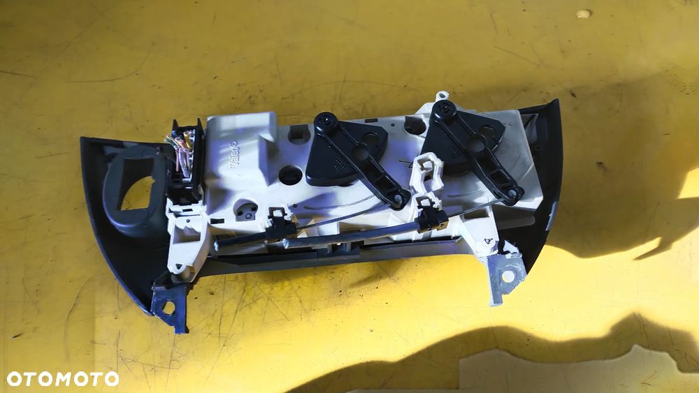 PANEL NAWIEWU RENAULT SCENIC  663212P - 2