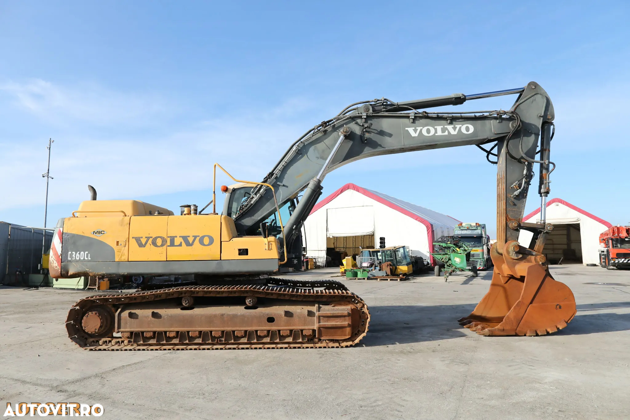 Volvo EC 360 CL - 6
