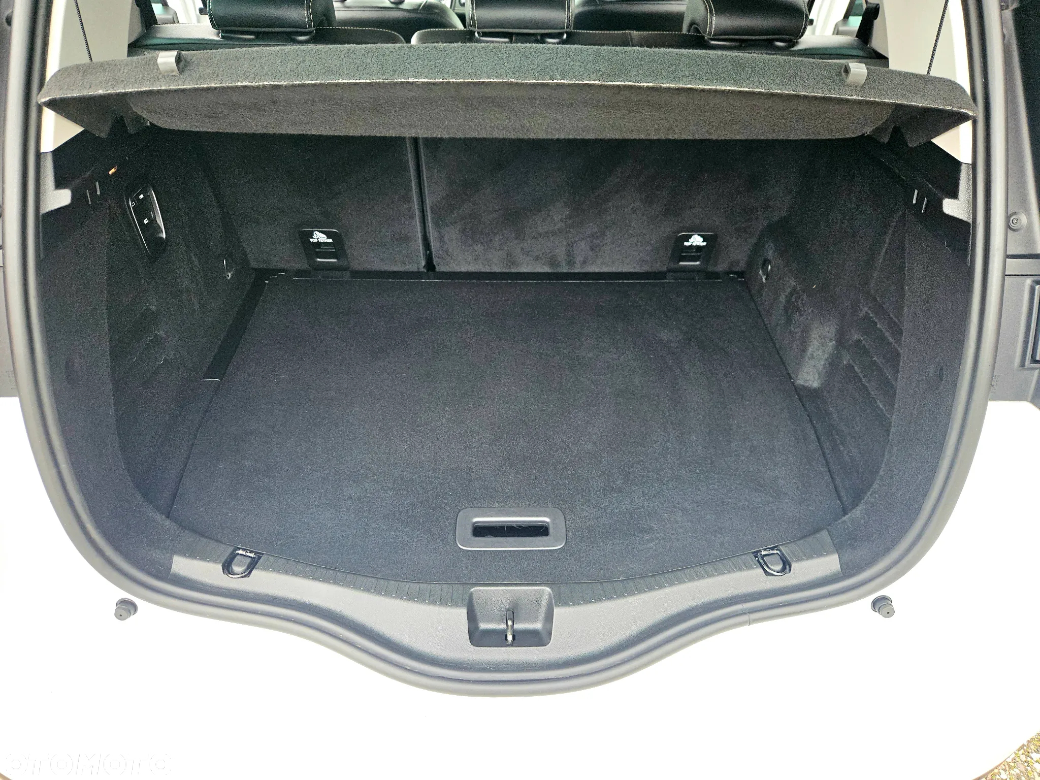 Renault Scenic ENERGY dCi 160 EDC BOSE EDITION - 25
