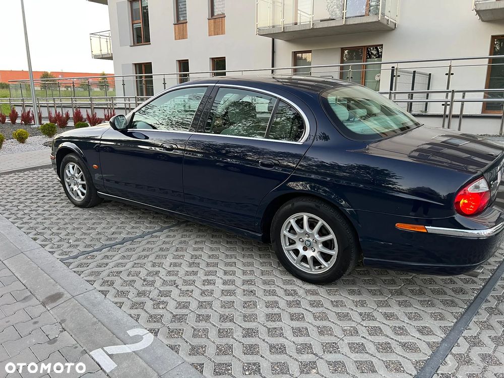Jaguar S-Type 2.5 V6 Sport - 37