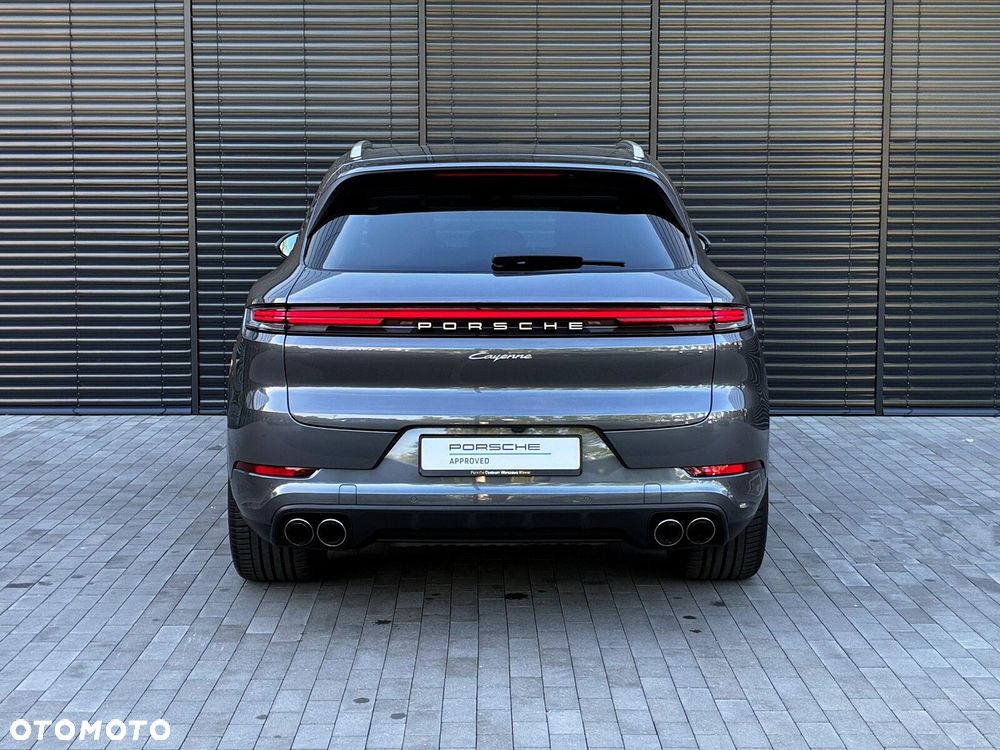 Porsche Cayenne - 8