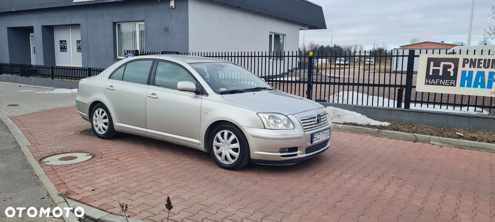 Toyota Avensis 2.0 VVT-i Prestige - 8