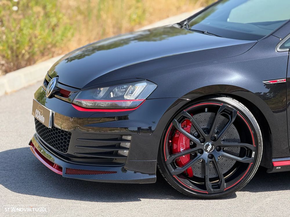 VW Golf - 4
