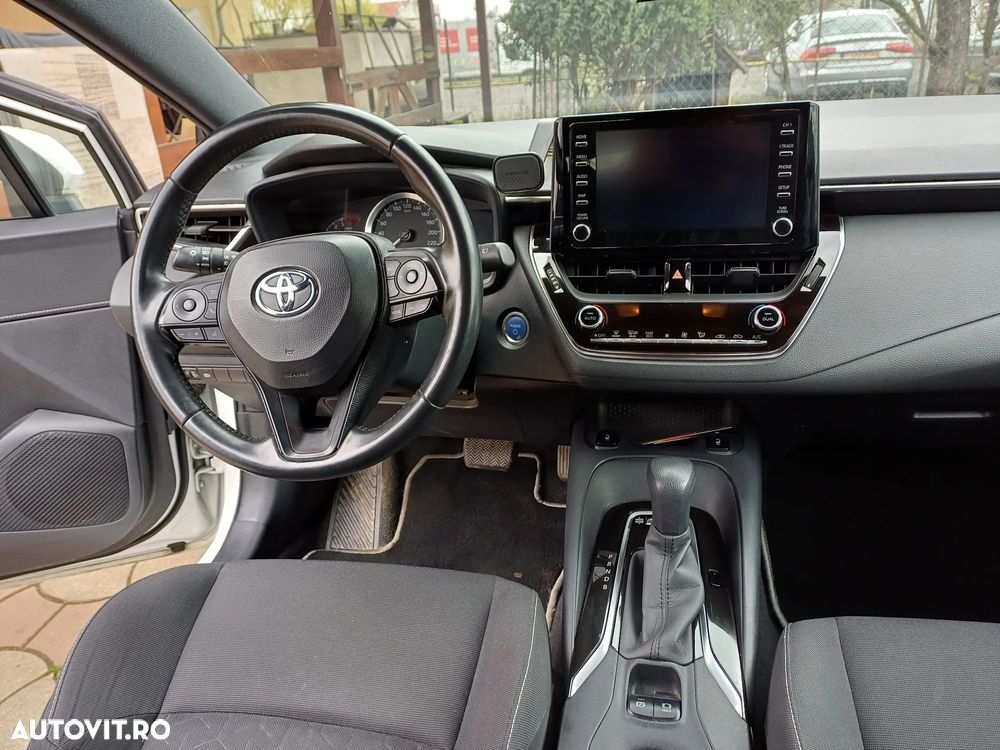 Toyota Corolla 1.8 Hybrid - 20