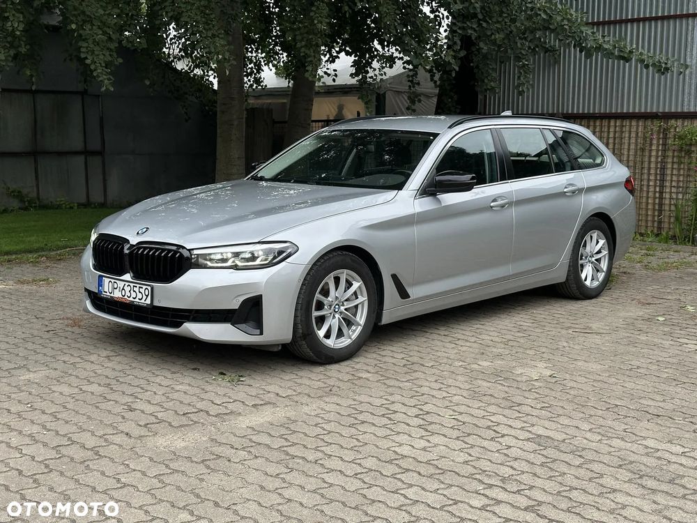 BMW Seria 5 530d xDrive mHEV - 7
