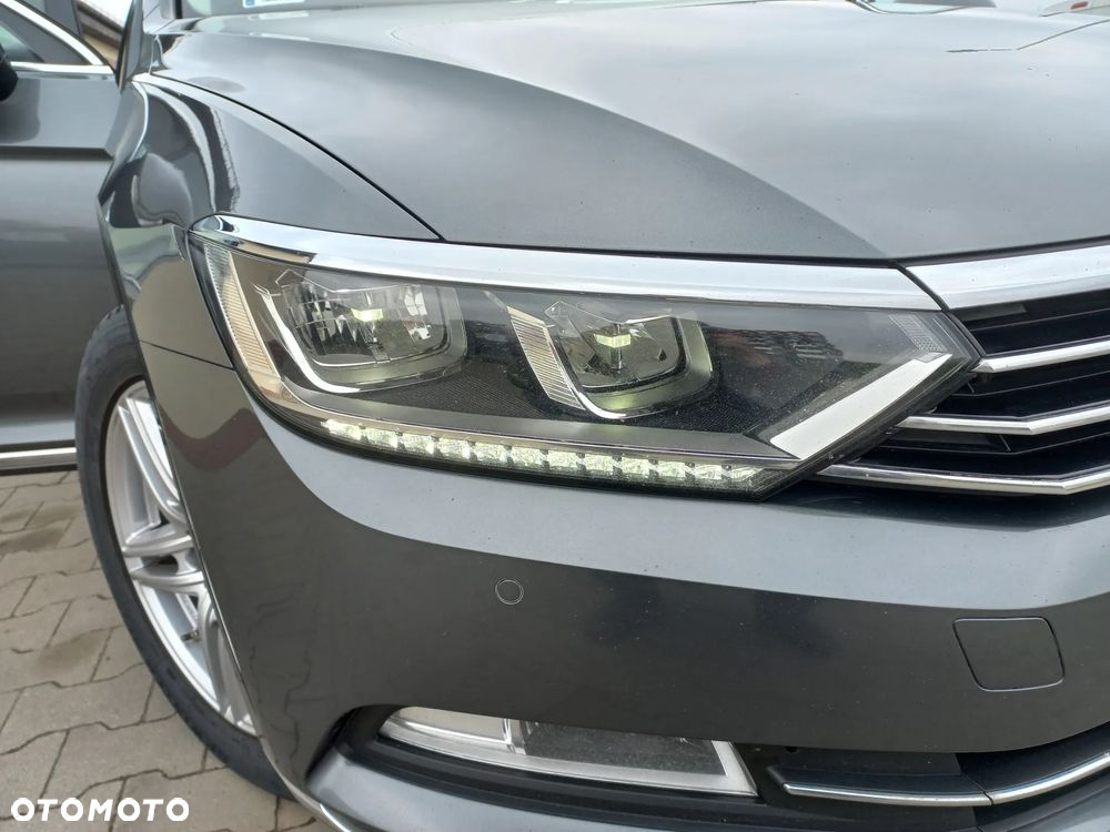 Volkswagen Passat - 34