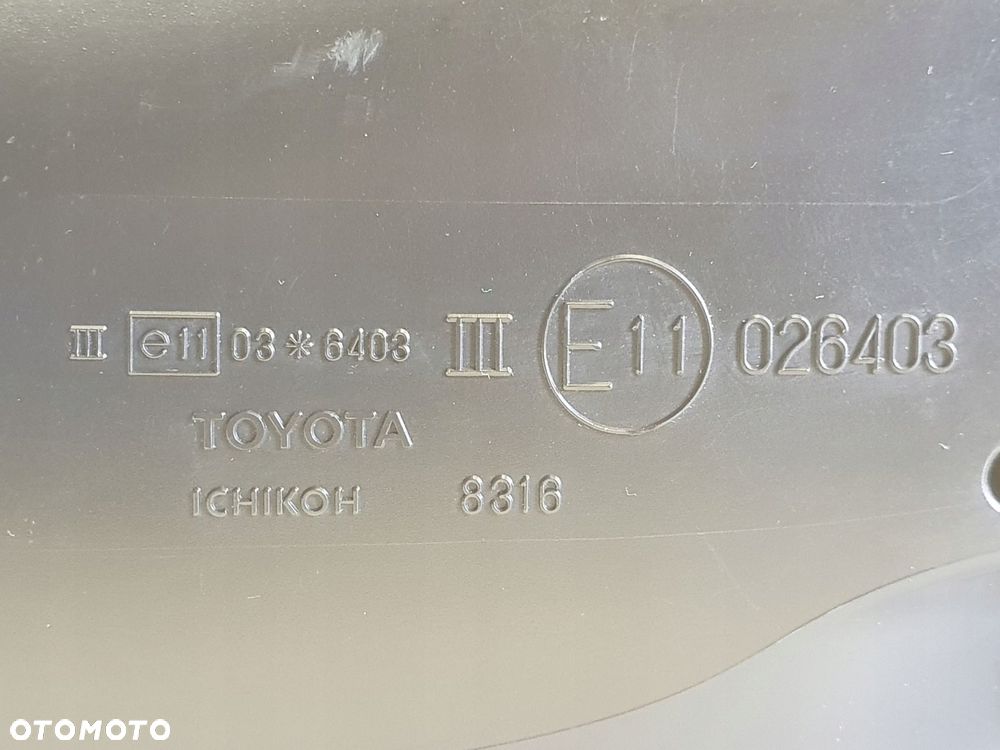PRAWE LUSTERKO Toyota Urban Cruiser 08-14r _ PASAŻERA europa 7 pin - 2
