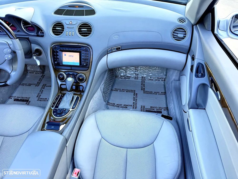 Mercedes-Benz SL 500 Standard - 13