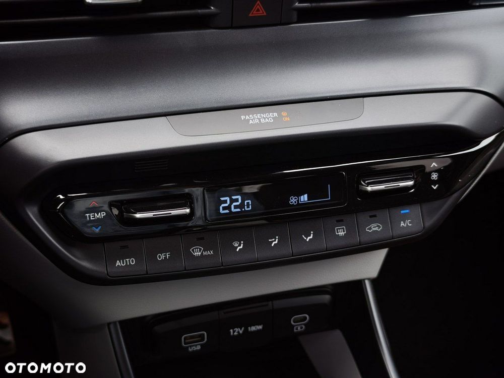 Hyundai Bayon - 12