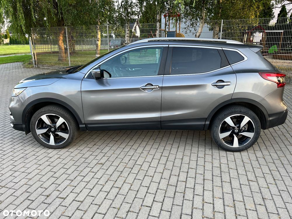Nissan Qashqai - 2